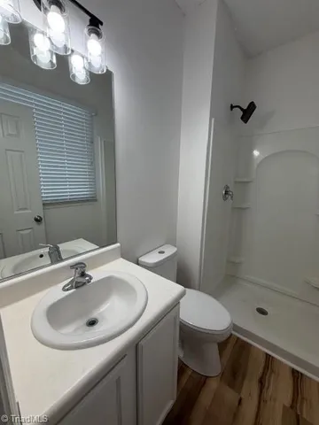 $1,550 | 815 Green Oaks Street, Greensboro, NC 27401