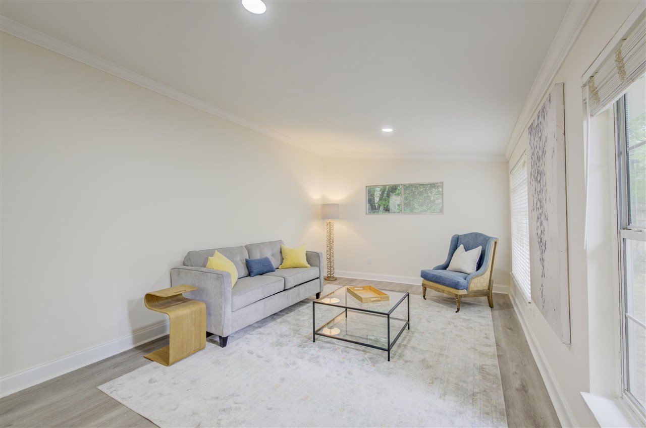 214 North Mendenhall Road Memphis, TN 38117 - Photo 15 of 24 Gallery Image 15