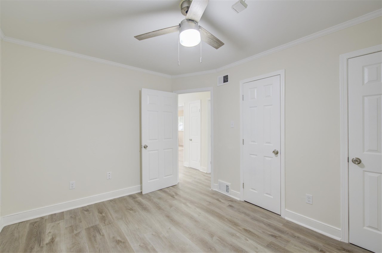 214 North Mendenhall Road Memphis, TN 38117 - Photo 19 of 24 Gallery Image 19