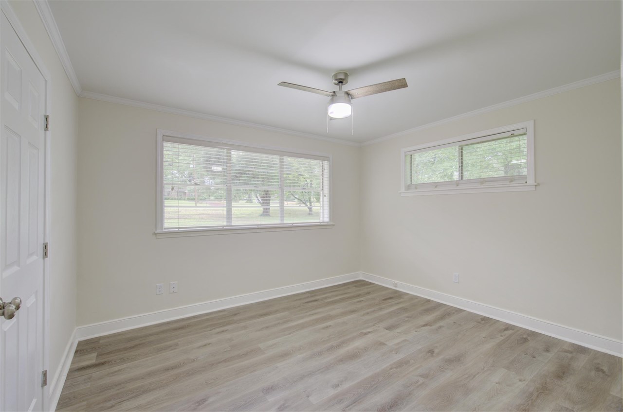 214 North Mendenhall Road Memphis, TN 38117 - Photo 20 of 24 Gallery Image 20