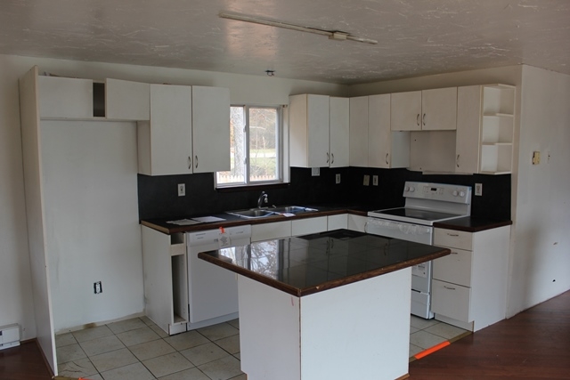 83 Anderson Road Rumney, NH 03266 - Photo 6 of 15 Gallery Image 6