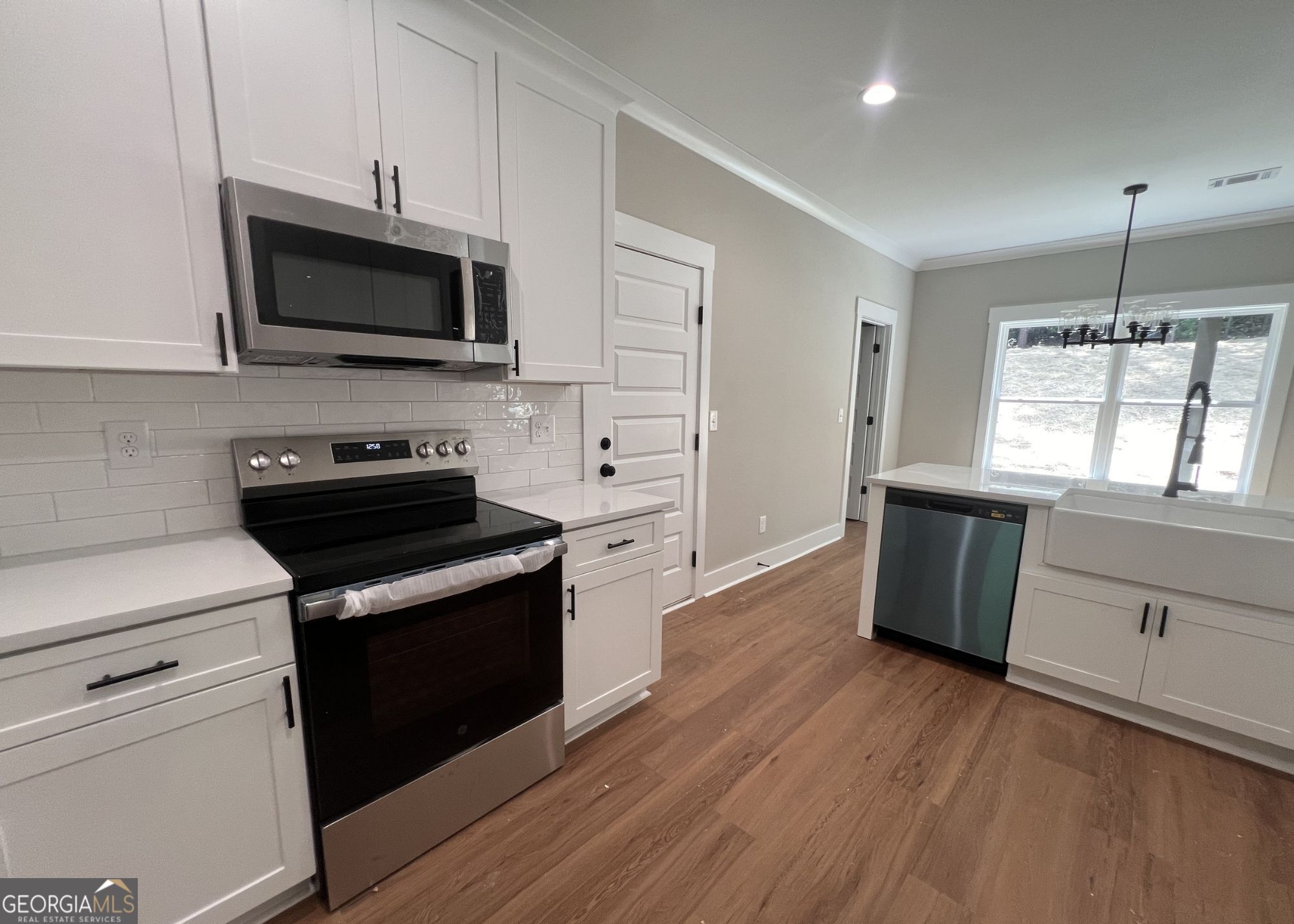253 Fox Valley Road Clarkesville, GA 30523 - Photo 8 of 42