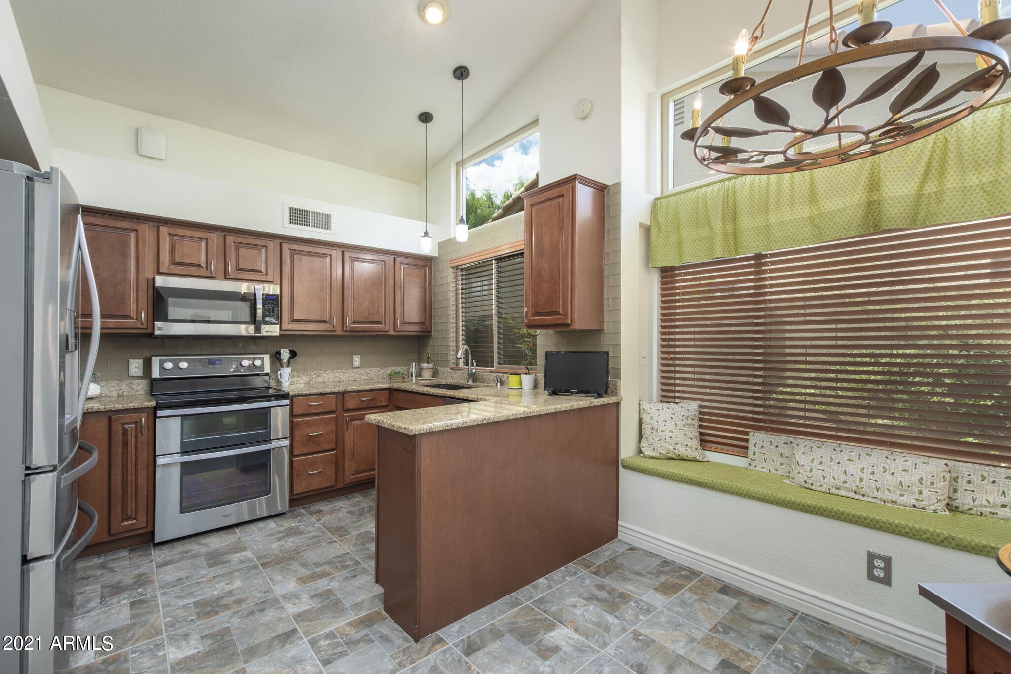 29 West Ranch Road Tempe, AZ 85284 - Photo 8 of 21 kitchen-2