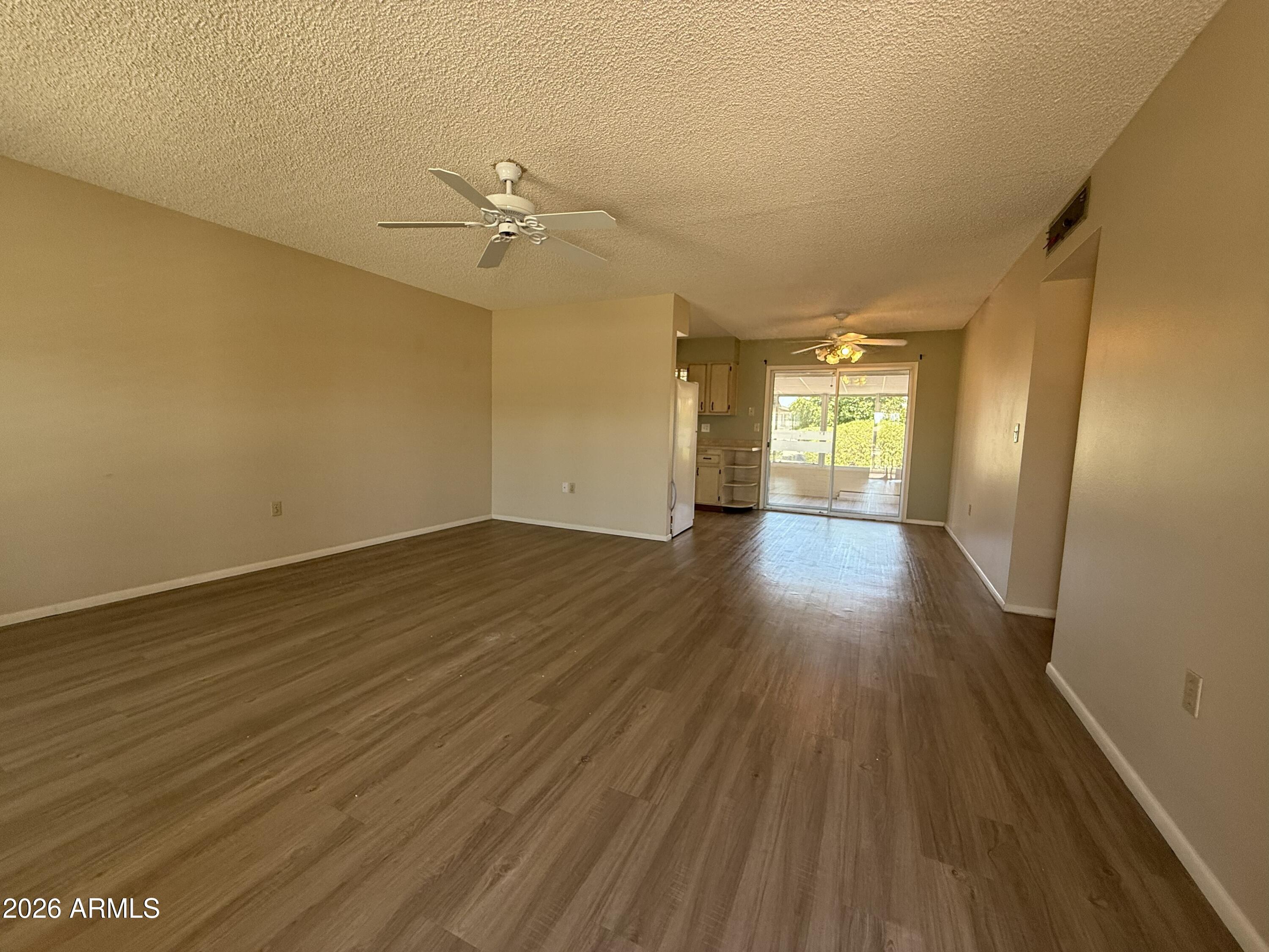 10346 West Mountain View Road Sun City, AZ 85351 - Photo 6 of 31 IMG_3316
