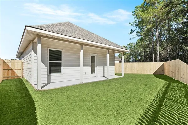 $1,750 | 71588 Spike Drive, Madisonville, LA 70447