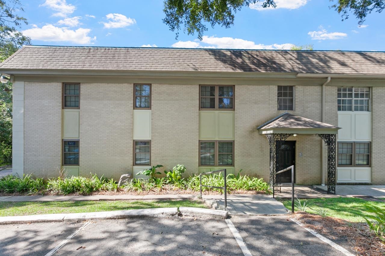 1951 North Meridian Road, Unit 72 Tallahassee, FL 32303 - Photo 8 of 17