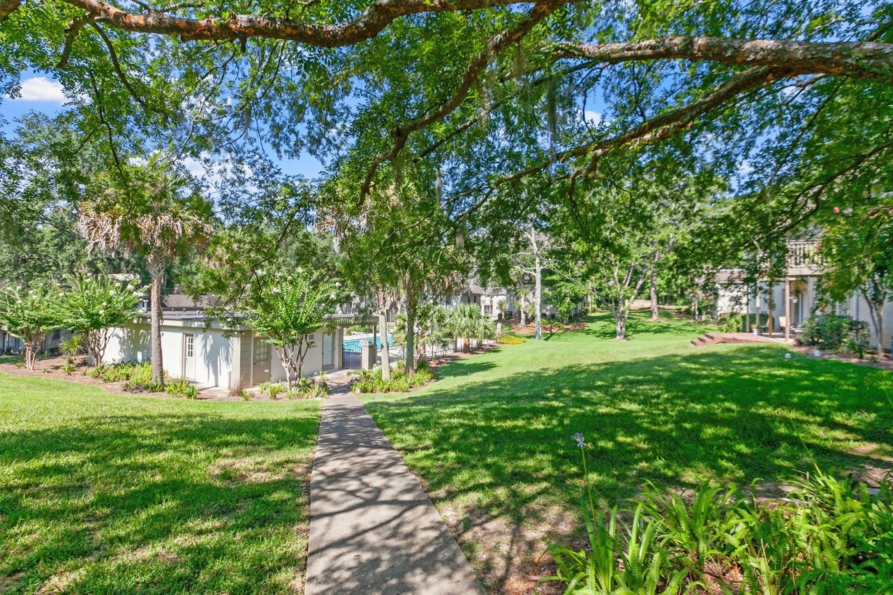 1951 North Meridian Road, Unit 72 Tallahassee, FL 32303 - Photo 10 of 17