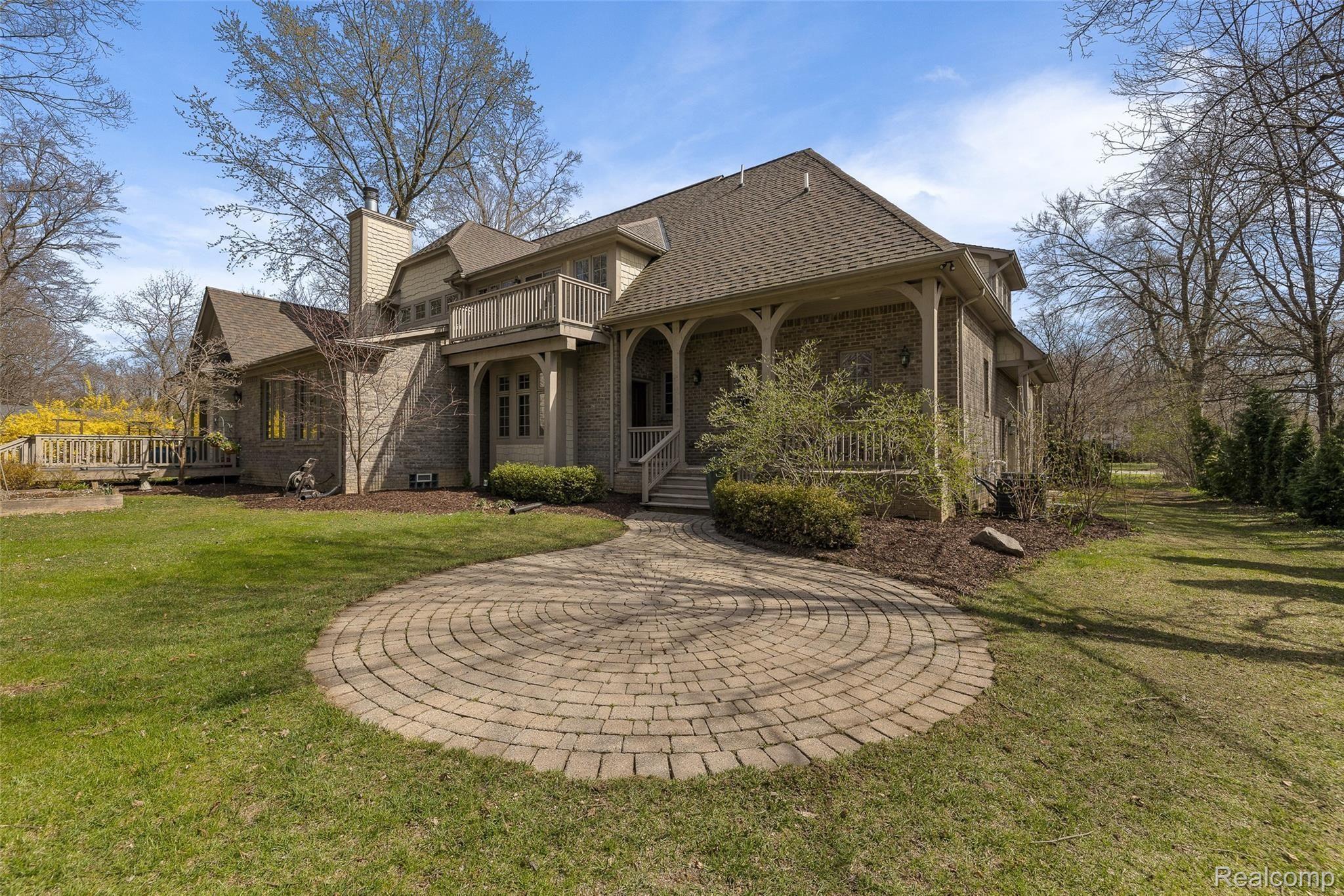 523 Trinway Road Troy, MI 48085 - Photo 5 of 55 523 Trinway-12.jpg