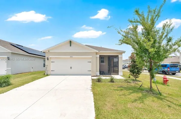 $325,000 | 2415 Taloncrest Court, Eagle Lake, FL 33839