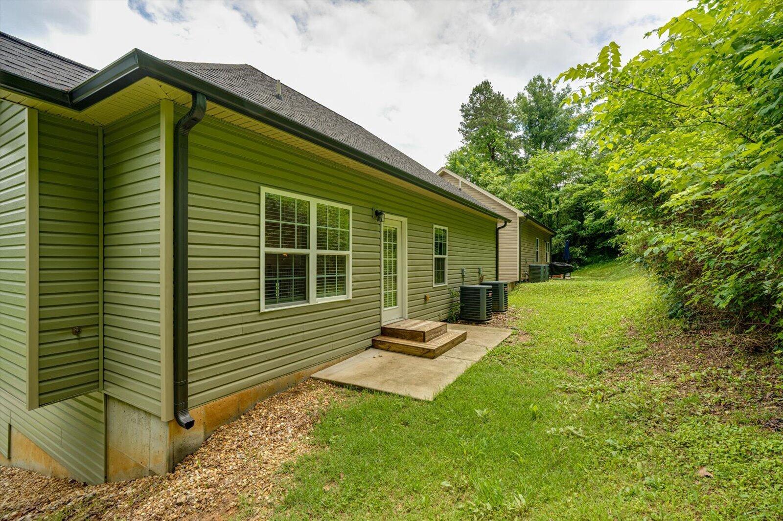816 Altamont Road Chattanooga, TN 37415 - Photo 27 of 37 25-816 Altamont-25