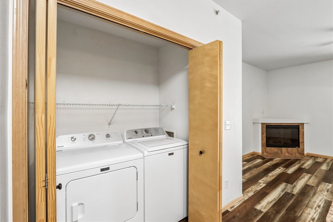 1092 Walnut Avenue, Unit 204 Riverside, IA 52327 - Photo 10 of 27 Gallery Image 10