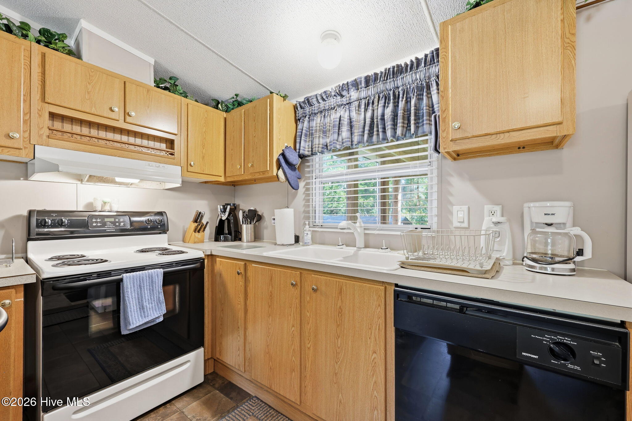 144 Ruth Lane Beaufort, NC 28516 - Photo 16 of 41
