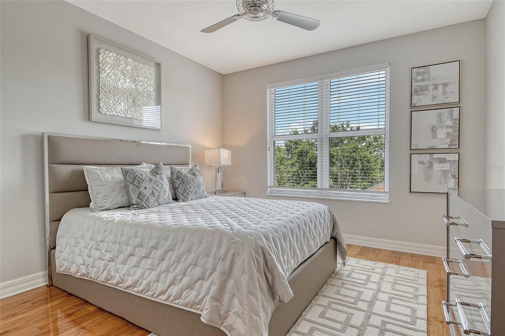 401 North Point Road, Unit 304 Osprey, FL 34229 - Photo 43 of 95