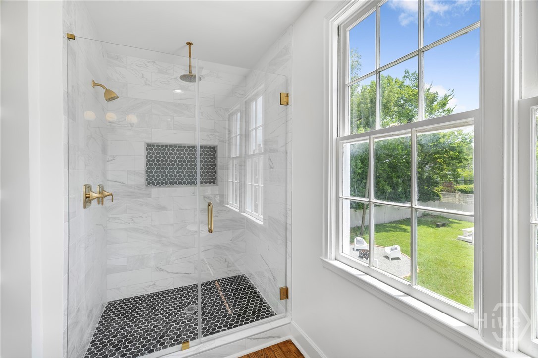 501 East 41st Street Savannah, GA 31401 - Photo 36 of 63 Updated shower