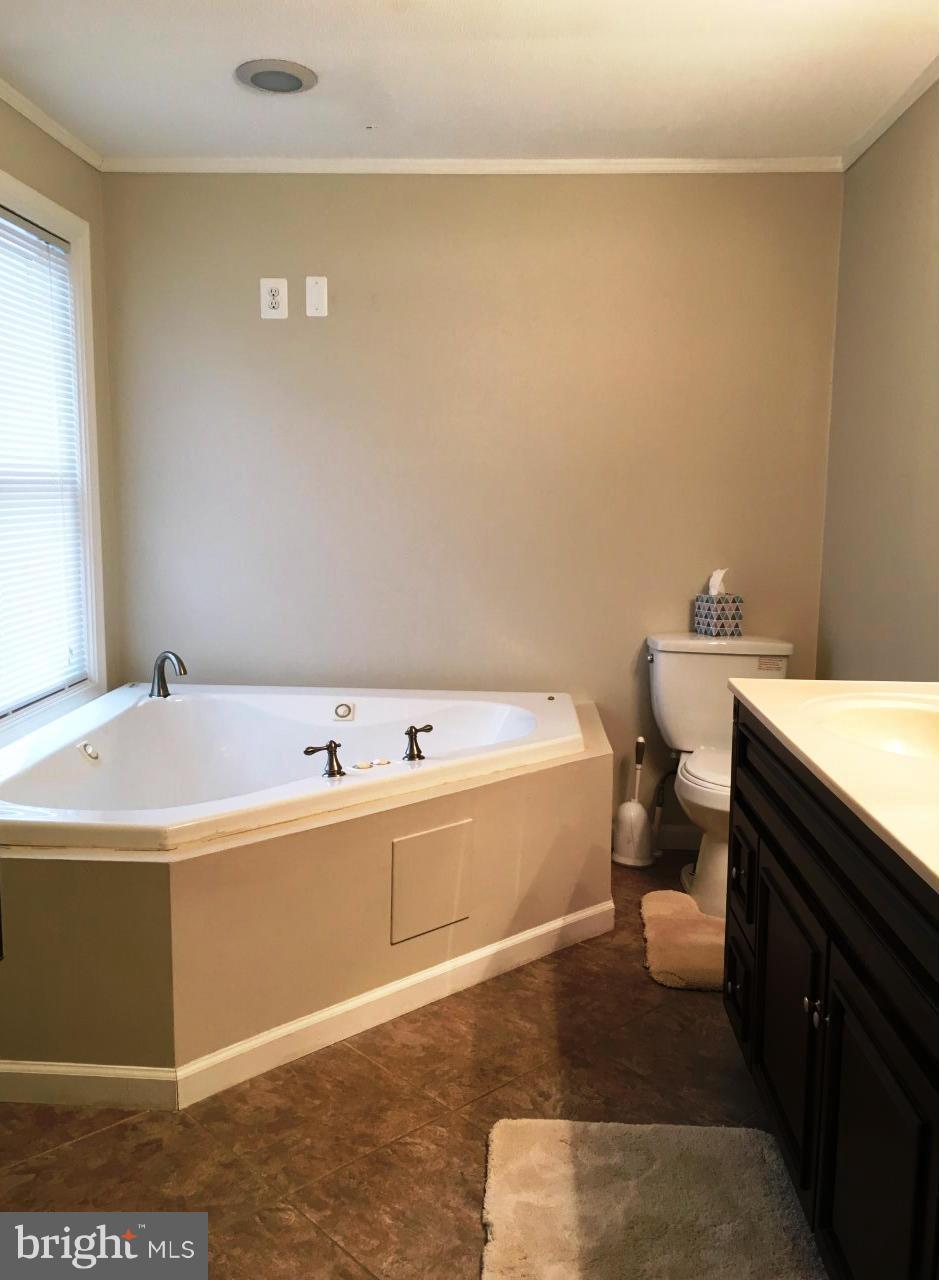 24 Cemetery Road North East, MD 21901 - Photo 8 of 12 Bath (Master)