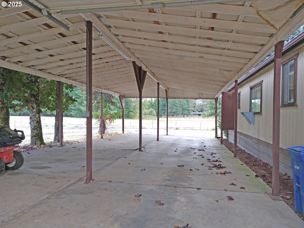 18385 South Springwater Road Estacada, OR 97023 - Photo 22 of 22 a view of a porch