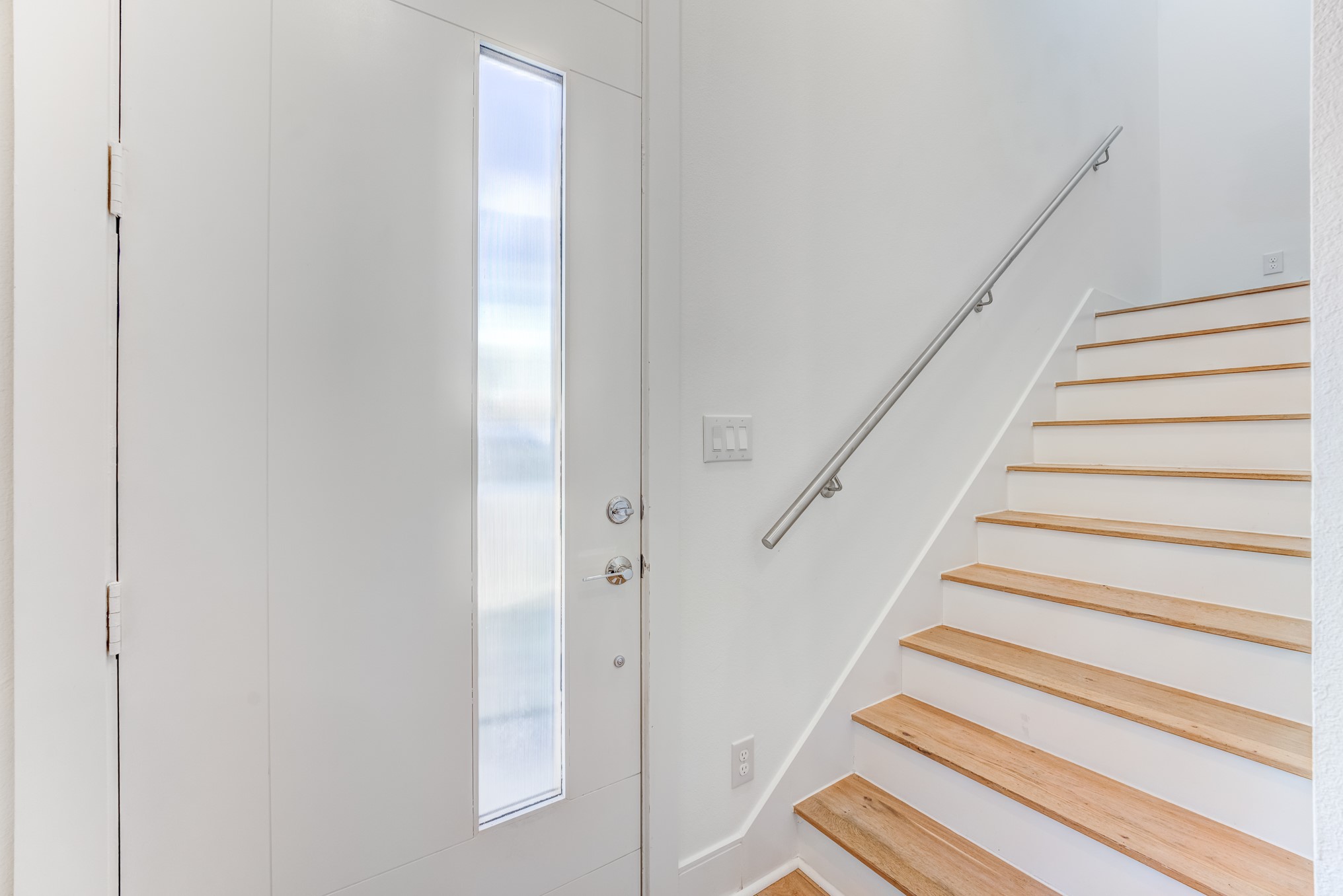 3406 Asher Landing Lane Houston, TX 77080 - Photo 24 of 45 a view of entryway