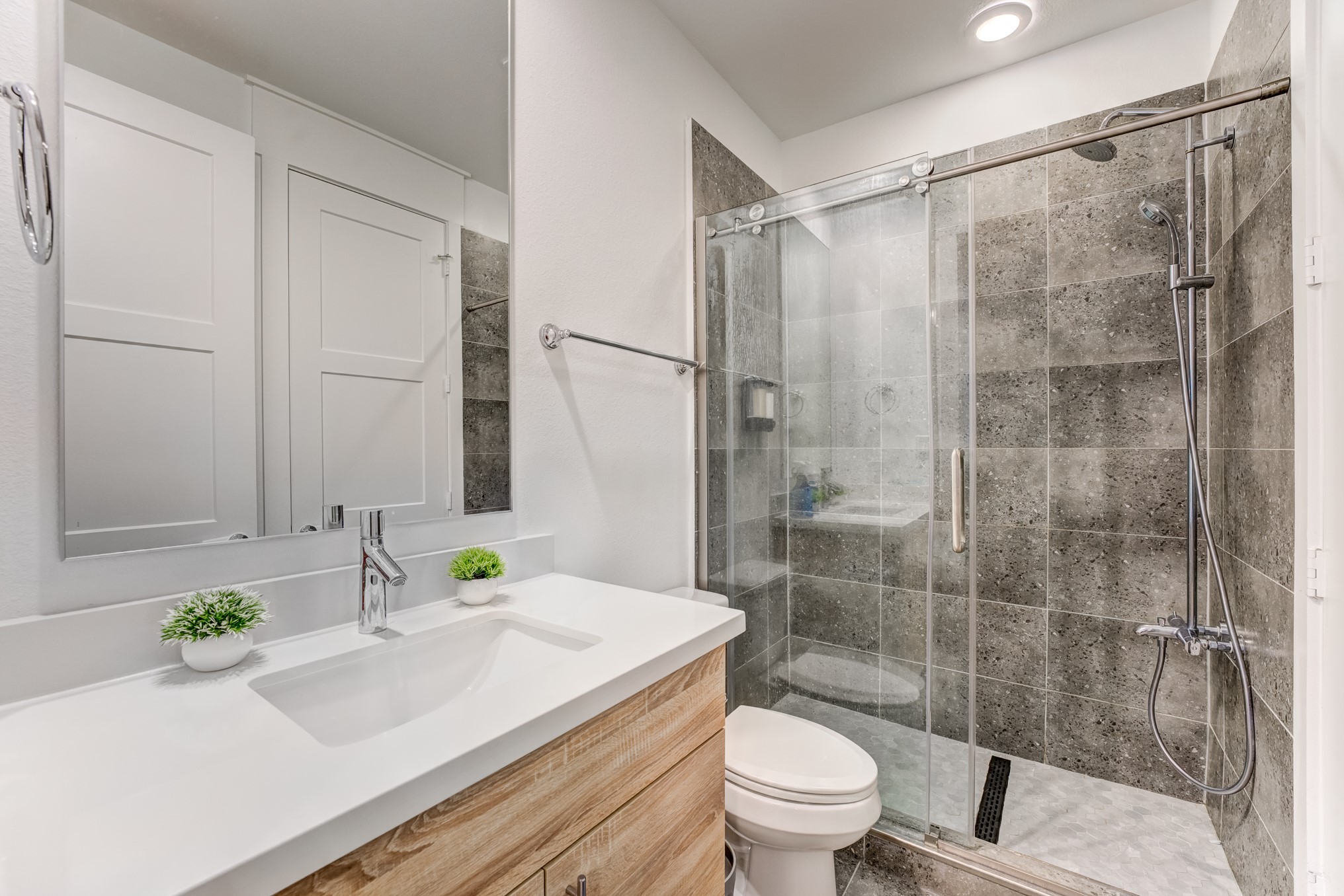 3406 Asher Landing Lane Houston, TX 77080 - Photo 27 of 45 a bathroom with a sink toilet and shower