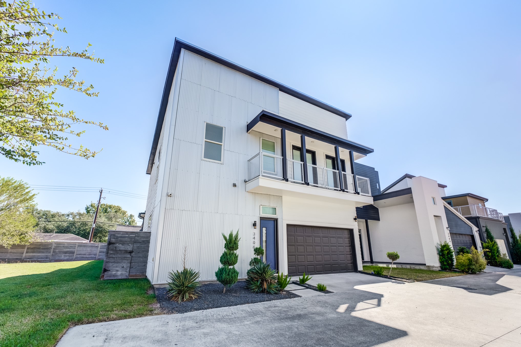 3406 Asher Landing Lane Houston, TX 77080 - Photo 44 of 45 front view of a house with a yard