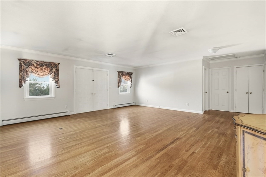 346 South Street Foxboro, MA 02035 - Photo 8 of 18