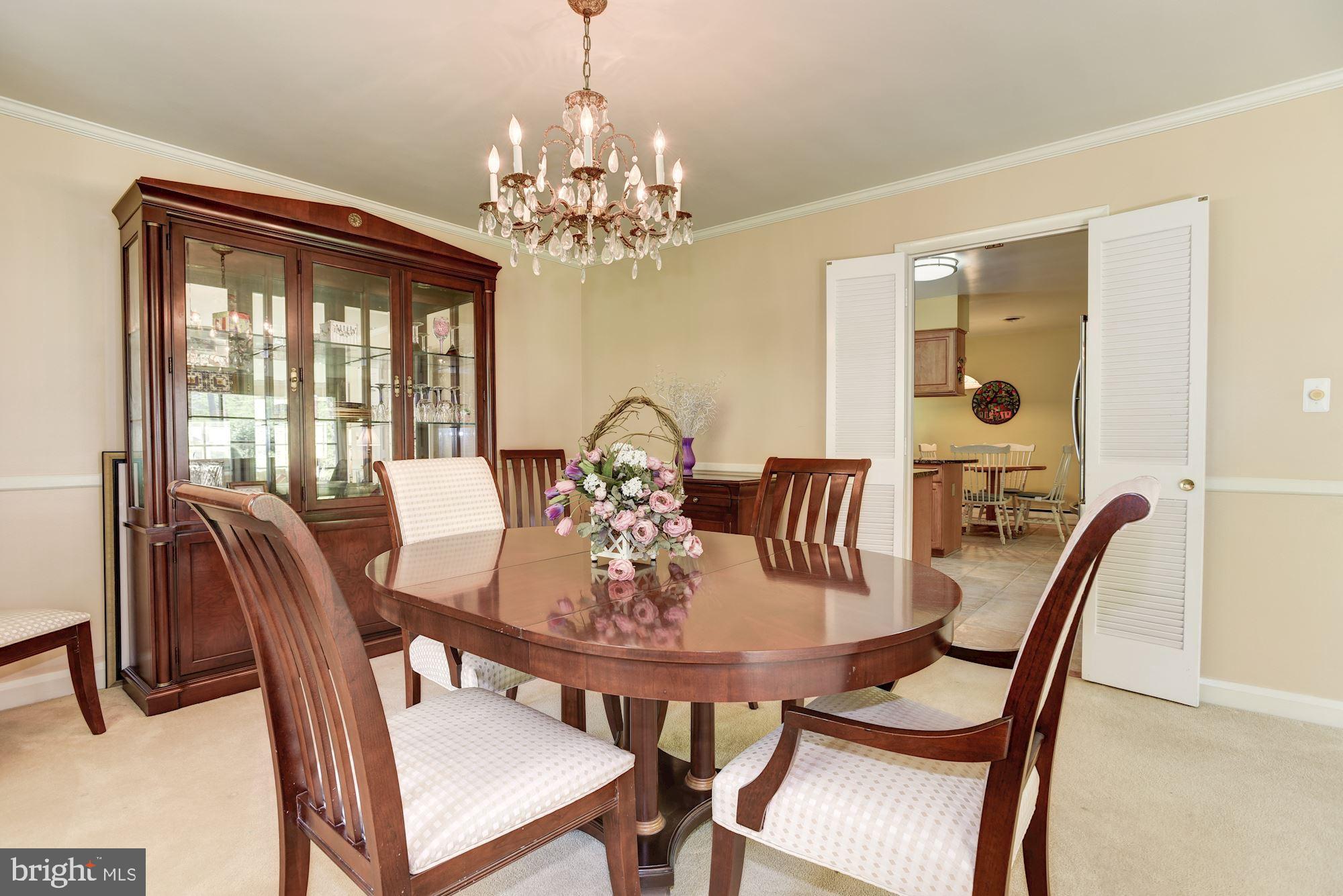 28 Millstone Road Randallstown, MD 21133 - Photo 9 of 45 Dining Room | Crown Moldings