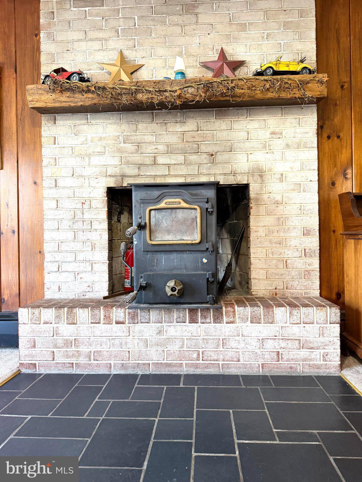 2389 Quarry Road Lebanon, PA 17046 - Photo 8 of 22 Gallery Image 8