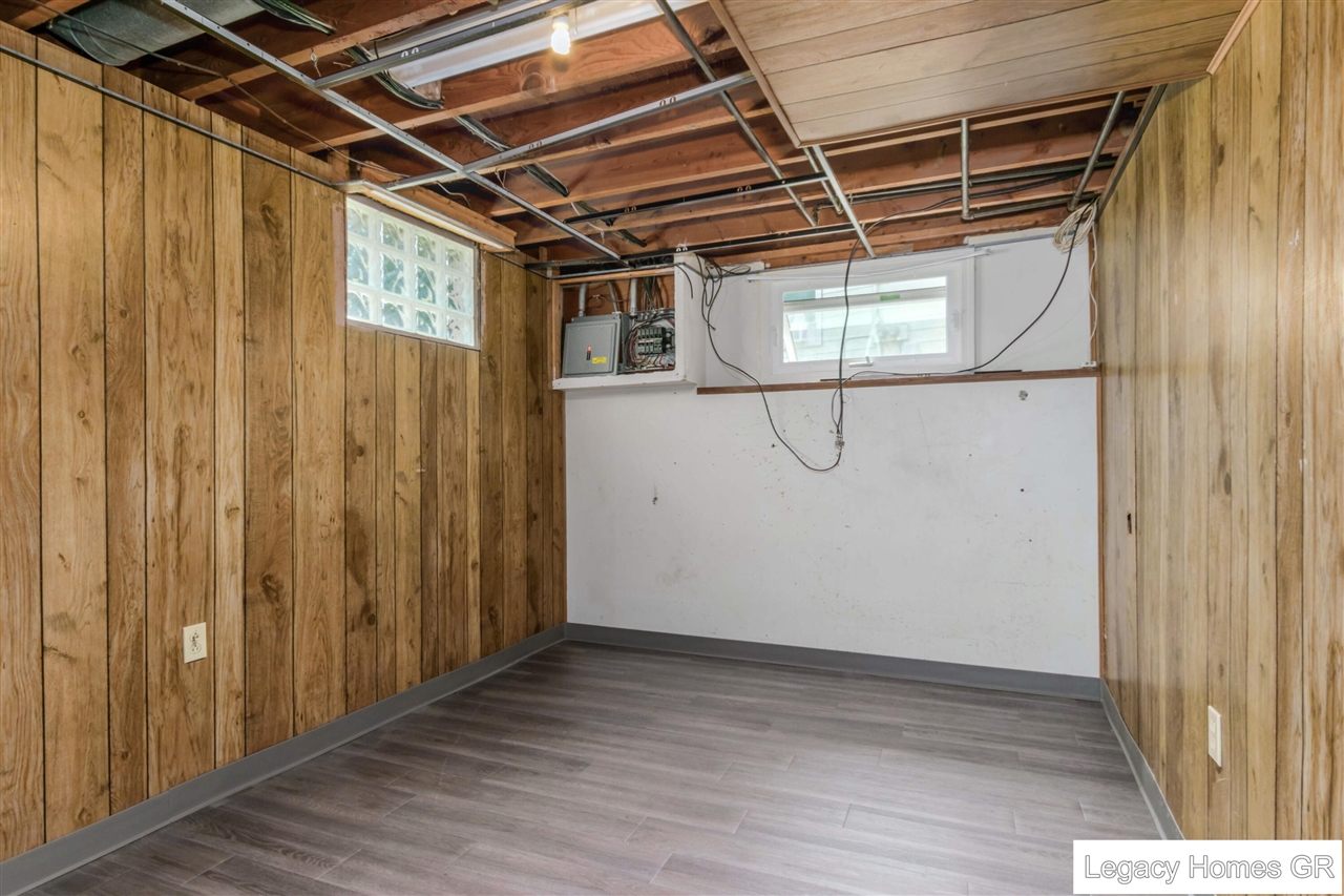 5890 Ridgebrook Drive, Unit 5892 Grand Rapids, MI 49508 - Photo 16 of 38