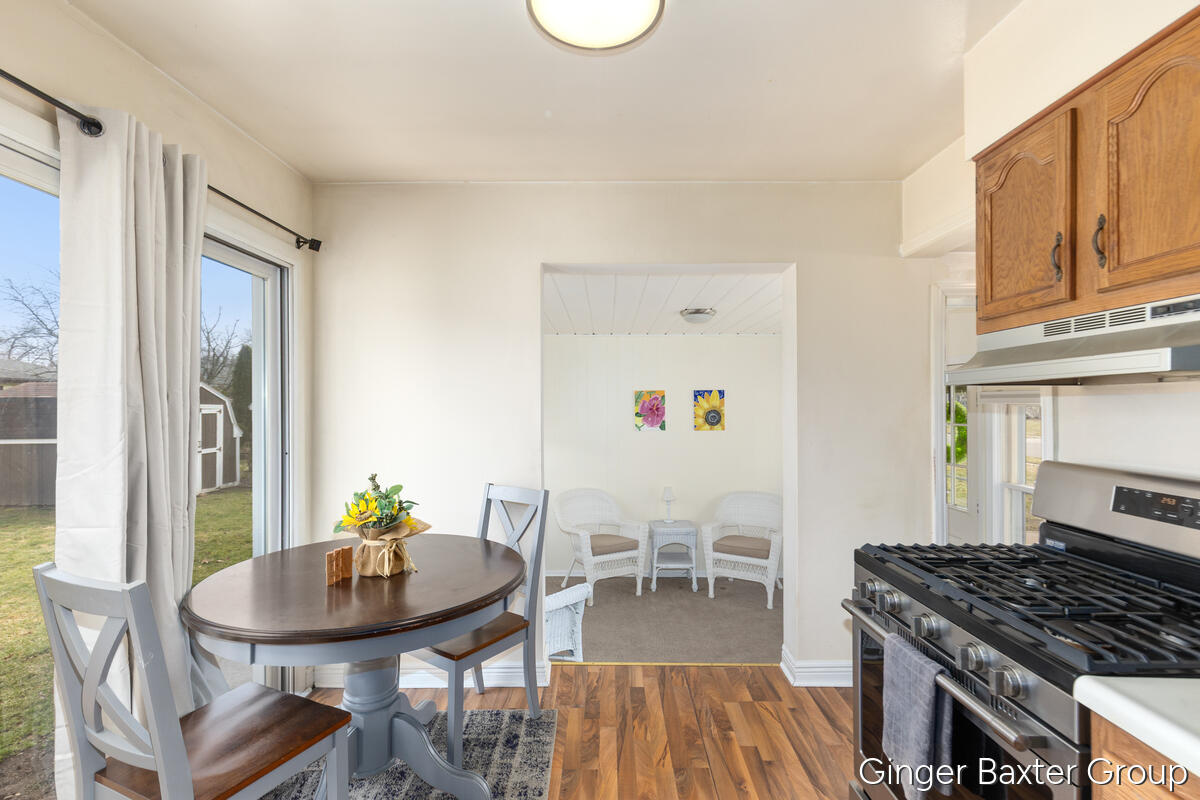 3324 McKee Avenue Southwest Wyoming, MI 49509 - Photo 4 of 20 3324-McKee_007