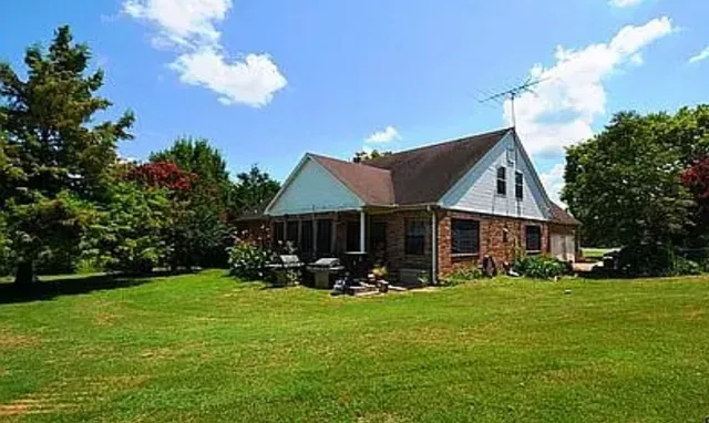 $207,685 | 11578 Highway 80, Fruitvale, TX 75127