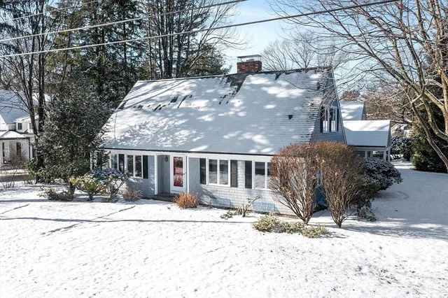 $1,595,000 | 35 Chestnut Street, Concord, MA 01742