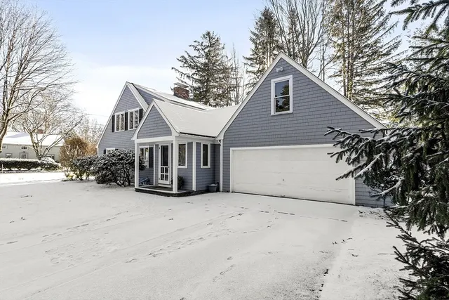 $1,595,000 | 35 Chestnut Street, Concord, MA 01742