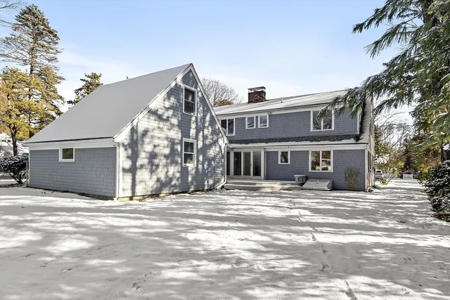$1,595,000 | 35 Chestnut Street, Concord, MA 01742