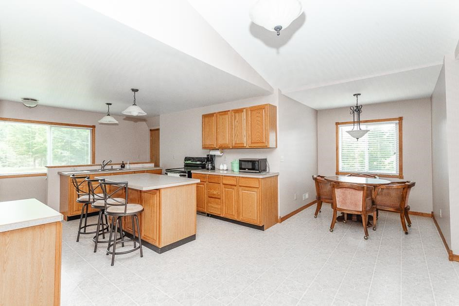 3635 Waldron Road North Adams, MI 49262 - Photo 19 of 57 Photo 18