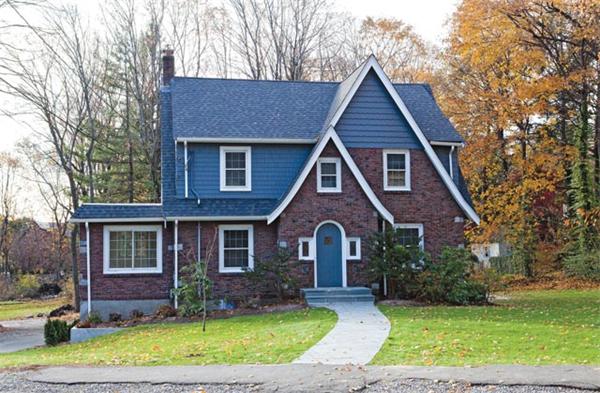 25 Devonshire Road Newton, MA 02468 - Photo 1 of 8