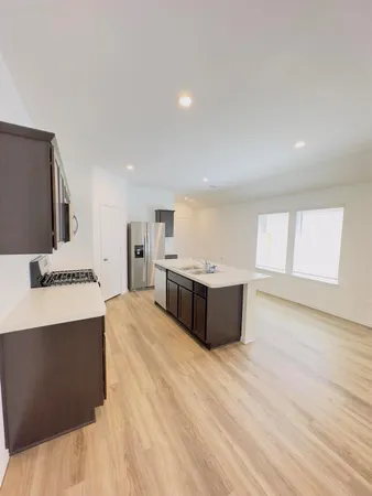 $2,100 | 12366 Morning Vista Drive, Houston, TX 77014