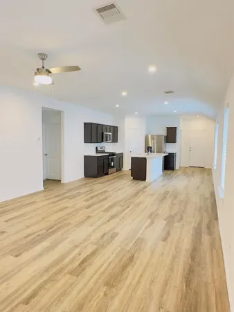 $2,100 | 12366 Morning Vista Drive, Houston, TX 77014