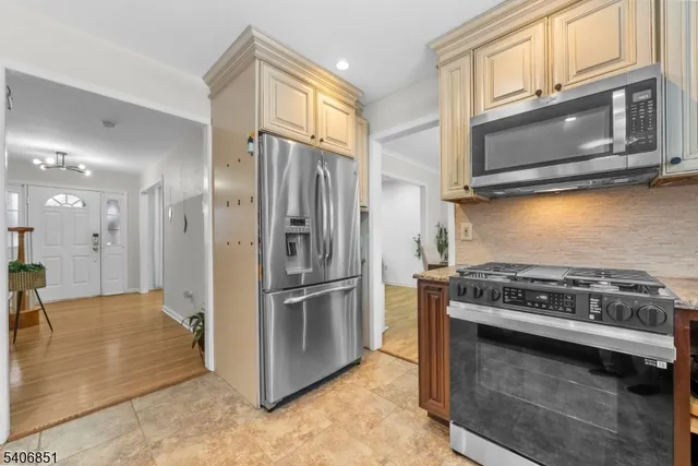 $799,000 | 62 Longfield Drive, Hillsborough, NJ 08844