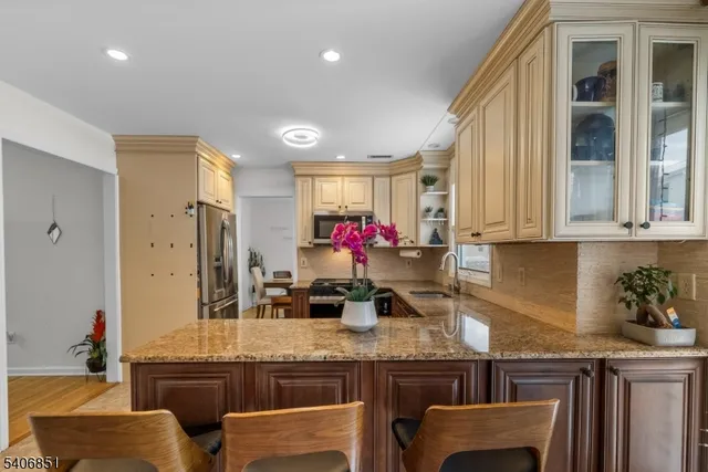 $799,000 | 62 Longfield Drive, Hillsborough, NJ 08844