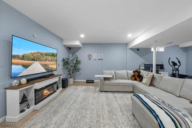 $799,000 | 62 Longfield Drive, Hillsborough, NJ 08844