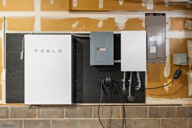 $799,000 | 62 Longfield Drive, Hillsborough, NJ 08844