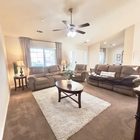 $420,000 | 53 Dalton Avenue, Sanger, CA 93657