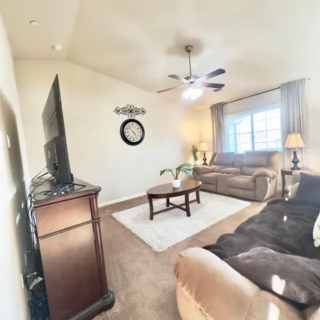 $420,000 | 53 Dalton Avenue, Sanger, CA 93657