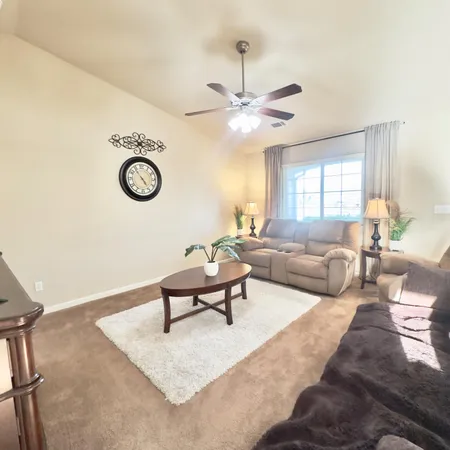 $420,000 | 53 Dalton Avenue, Sanger, CA 93657