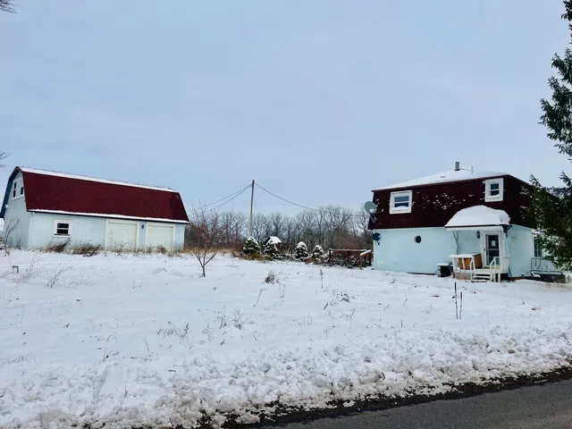 $100,000 | 18600 Manitou Road, Addison, MI 49220