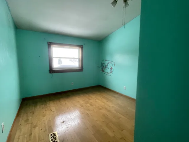 $100,000 | 18600 Manitou Road, Addison, MI 49220