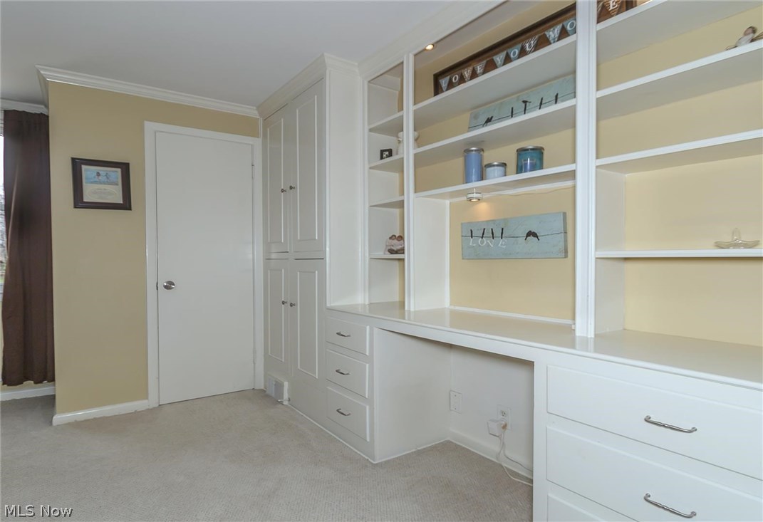 1143 Brainard Road Lyndhurst, OH 44124 - Photo 15 of 35 Master bedroom