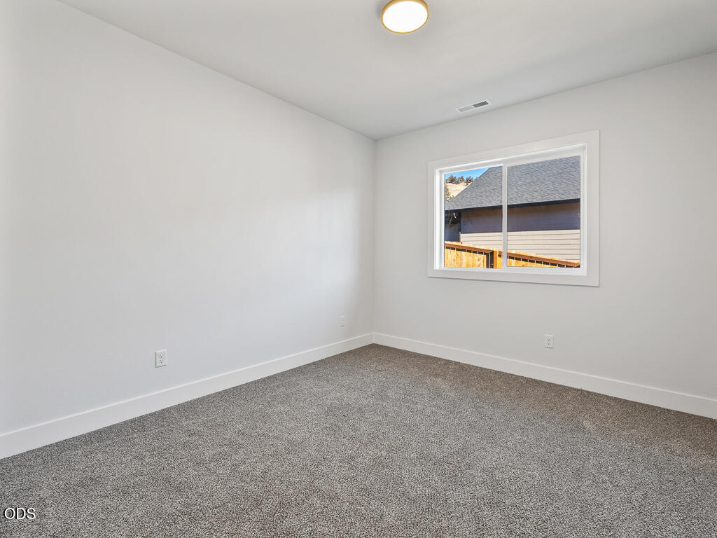 1176 West Ridge Drive, Unit 113 Klamath Falls, OR 97601 - Photo 22 of 23