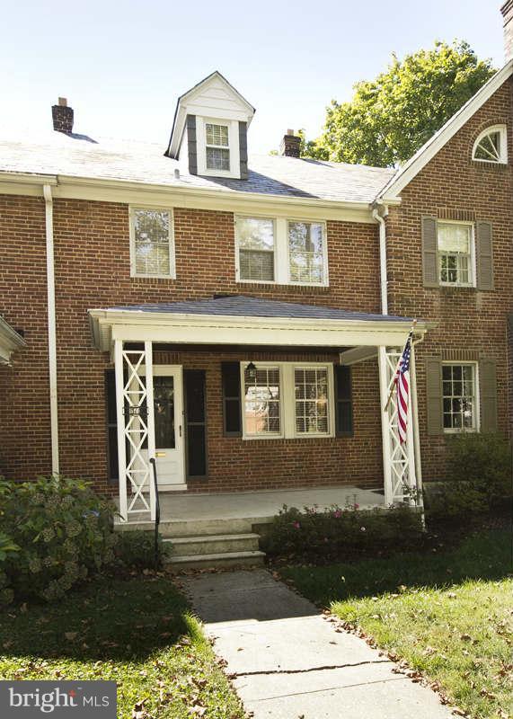 313 Dumbarton Road Baltimore, MD 21212 - Photo 1 of 25 Exterior (Front)