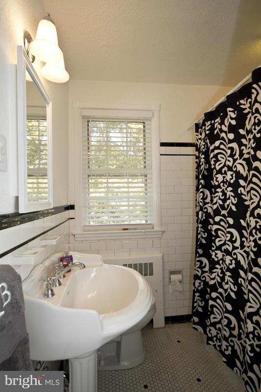 313 Dumbarton Road Baltimore, MD 21212 - Photo 17 of 25 Bath