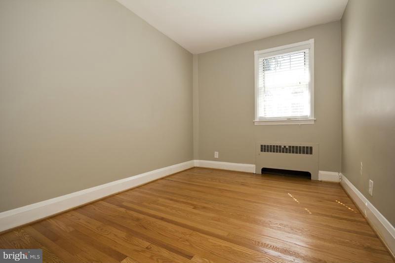 313 Dumbarton Road Baltimore, MD 21212 - Photo 18 of 25 Bedroom